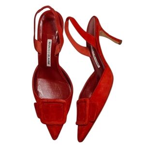 Manolo Blahnik Maysli 70 buckled suede slingback red pointed toe buckle Sz 38/8